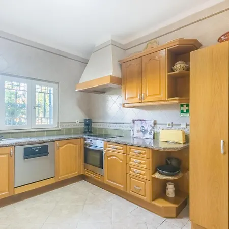 Oura V3 Com Piscina Privada Villa