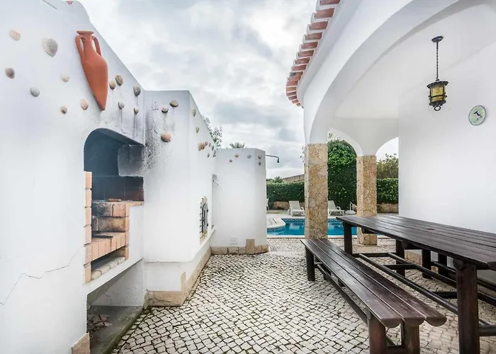 Oura V3 Com Piscina Privada 알부페이라