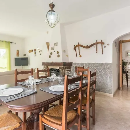 Oura V3 Com Piscina Privada 别墅 *