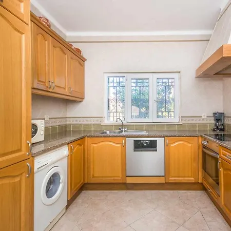 Oura V3 Com Piscina Privada 别墅