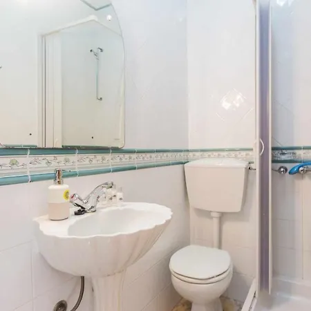 Oura V3 Com Piscina Privada 别墅